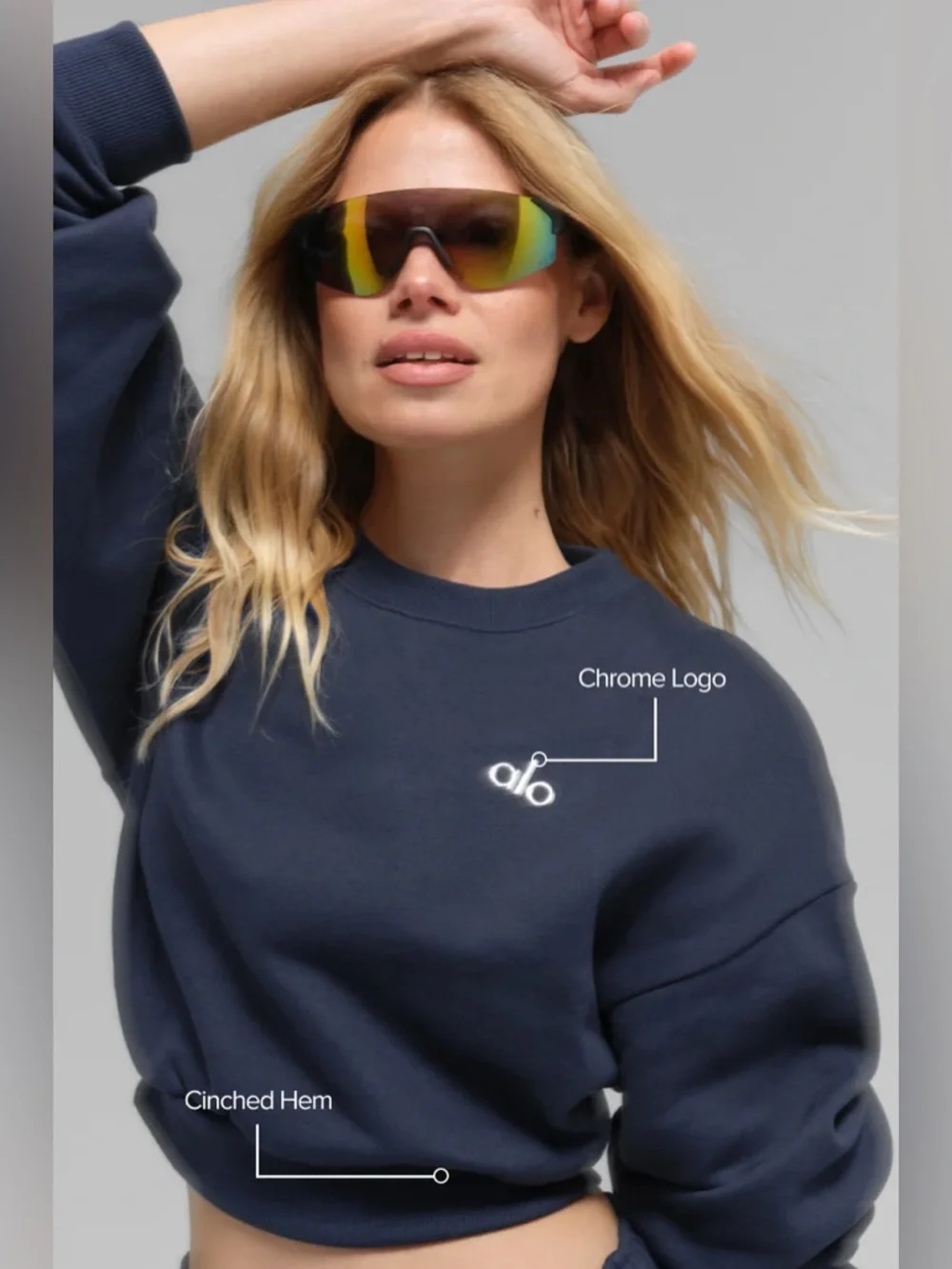 ALO YOGA | ✨NEW✨ Cropped Accolade Crewneck in Navy